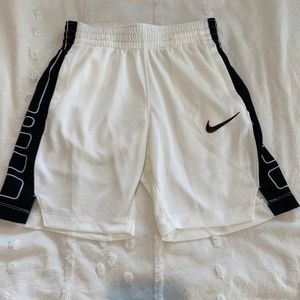 kids b-ball shorts